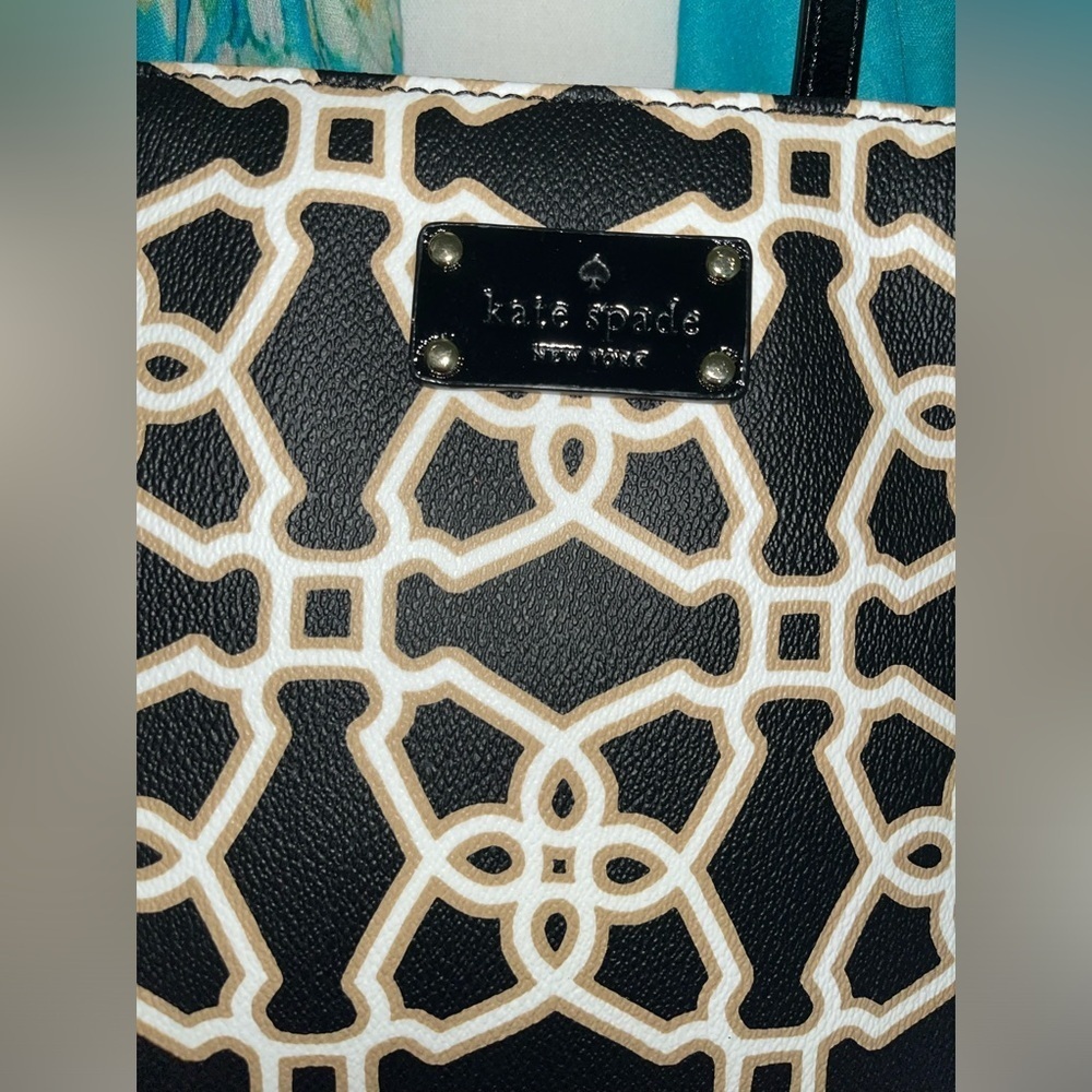 Kate Spade New York Moroccan Market Michelle Tote - Picture 2 of 16